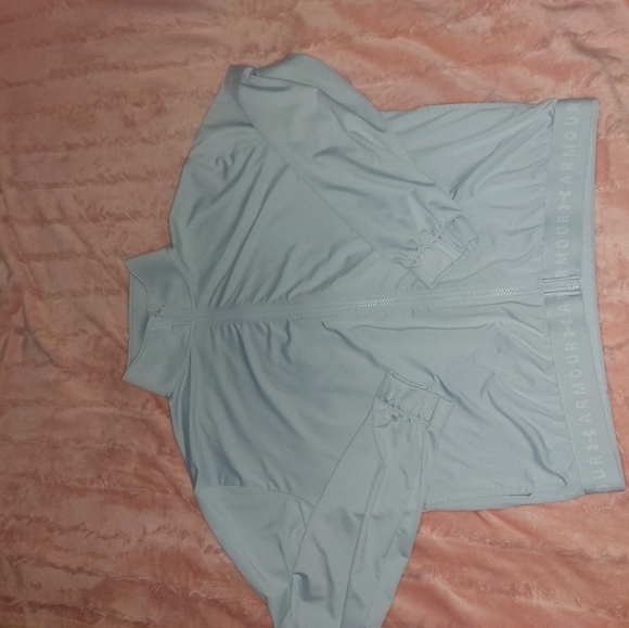 Under Armour running jacket Size M - Picture 4 of 4